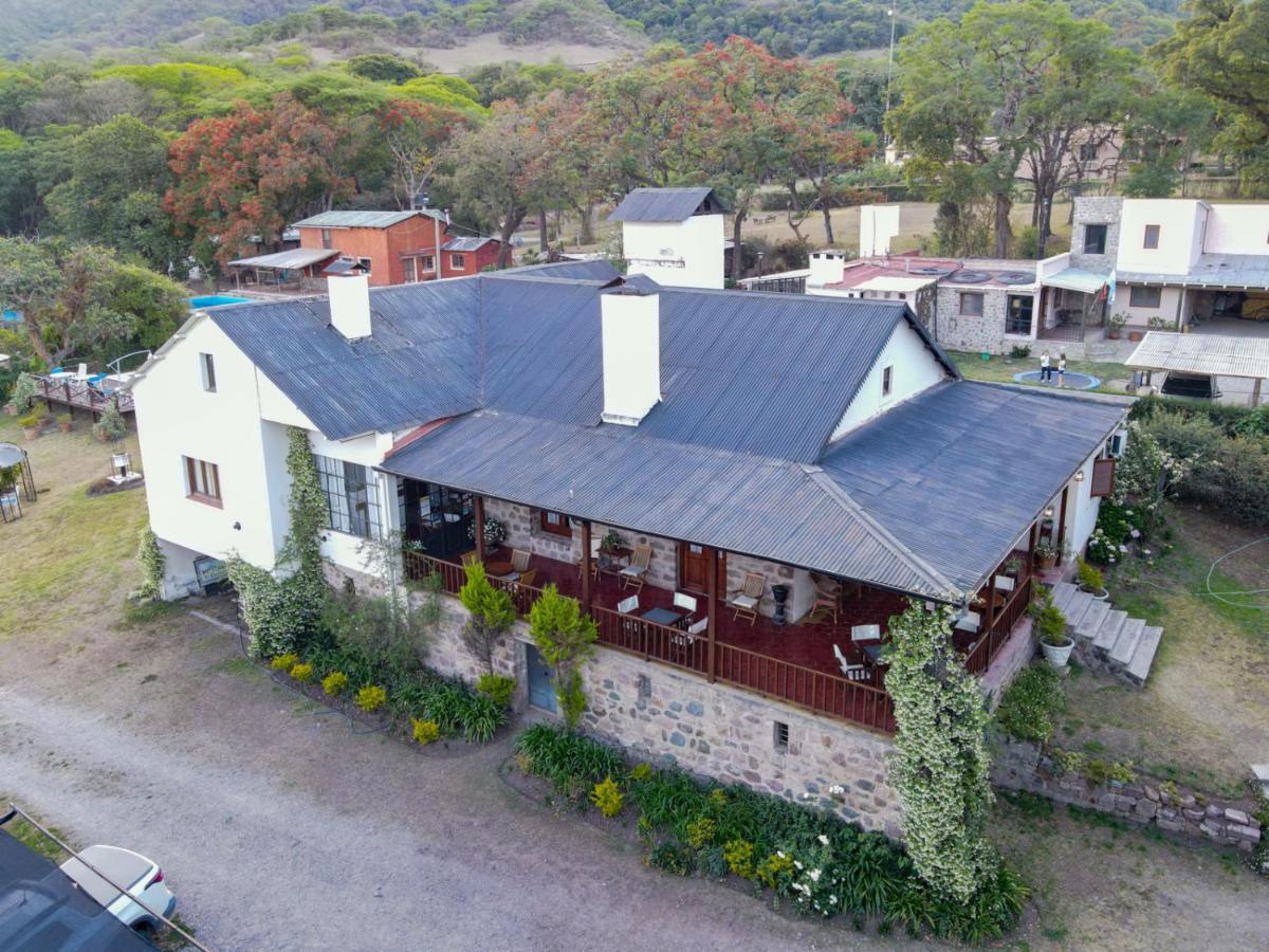 Hostal El Cerrito San Lorenzo سان لورينزو المظهر الخارجي الصورة