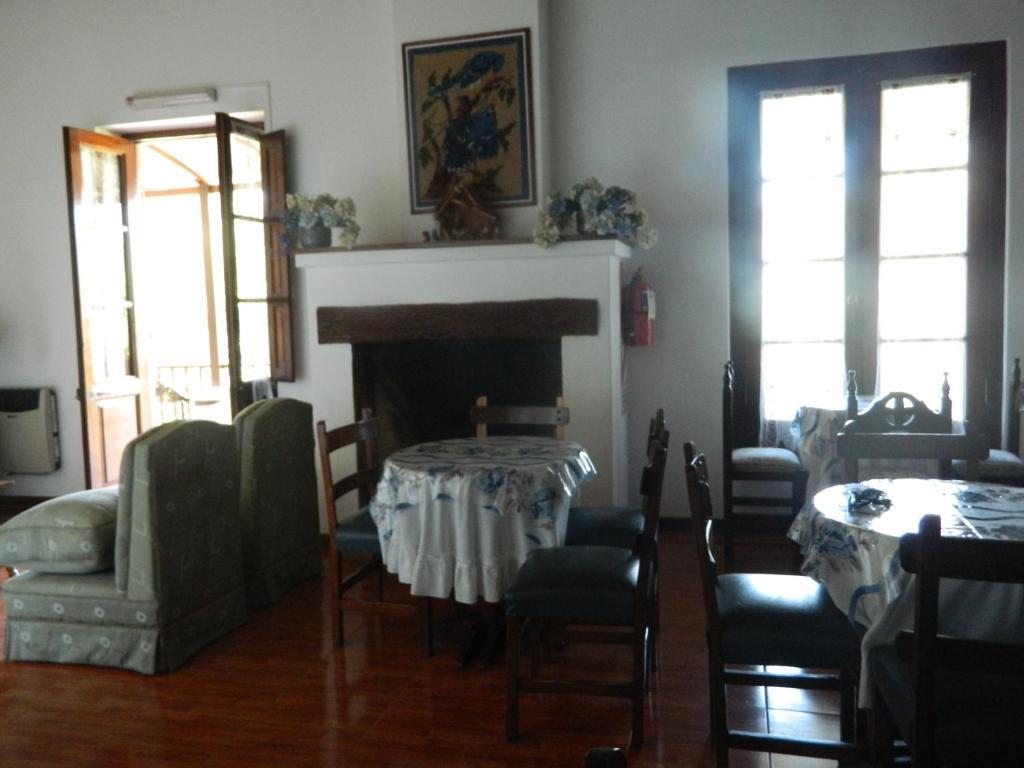Hostal El Cerrito San Lorenzo سان لورينزو المظهر الخارجي الصورة