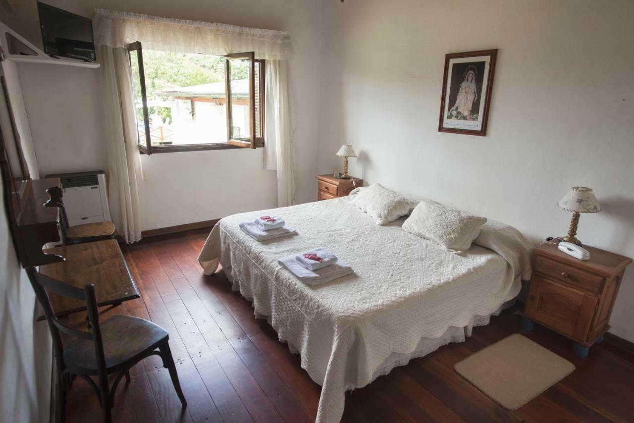 Hostal El Cerrito San Lorenzo سان لورينزو المظهر الخارجي الصورة