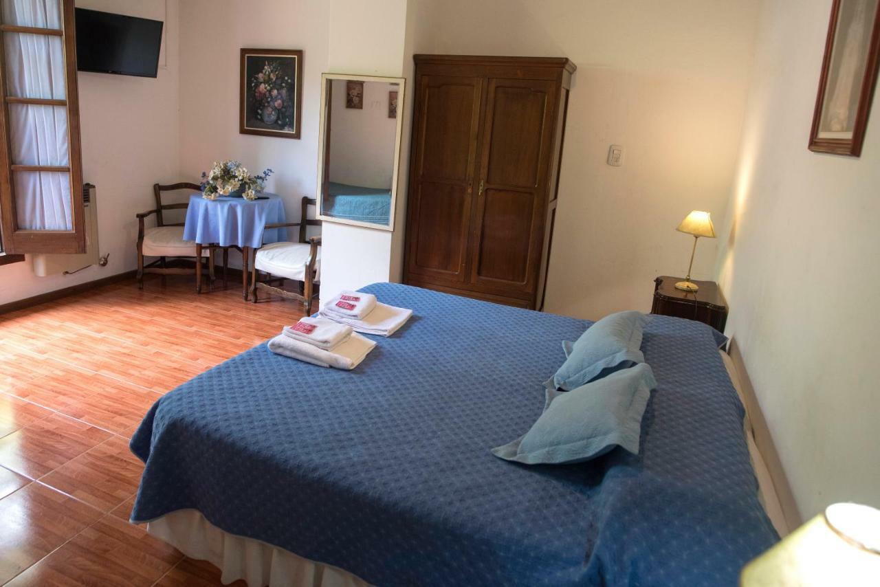 Hostal El Cerrito San Lorenzo سان لورينزو المظهر الخارجي الصورة